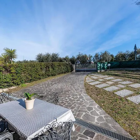 Al Porto Terrace Close To The *